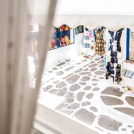 Ξενοδοχείο Delfines 2*