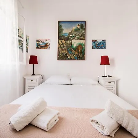 Delfines Ξενοδοχείο 2*